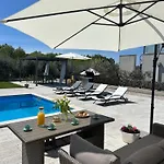 Casa Storija Villa *